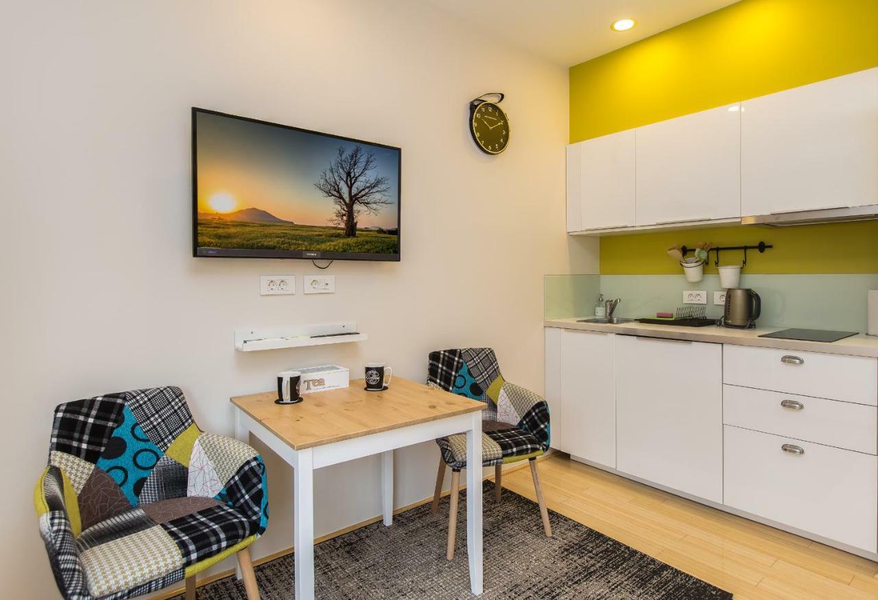 Miro Apartment